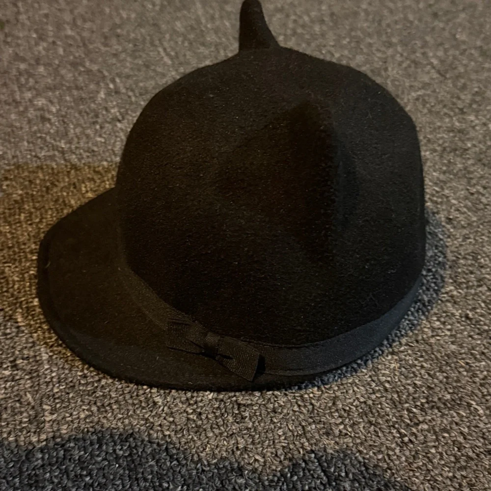 🌺 2 for $10🌺 Gymboree Charcoal Gray Hat with Cat Ears